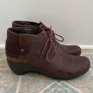 Womens Merrell Leather Booties Size 9.5M EUC